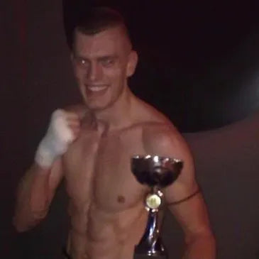 chris mee kickboxing champion